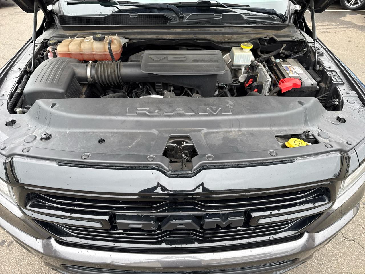 RAM 1500 Laramie Crew Cab SWB 4WD 2021