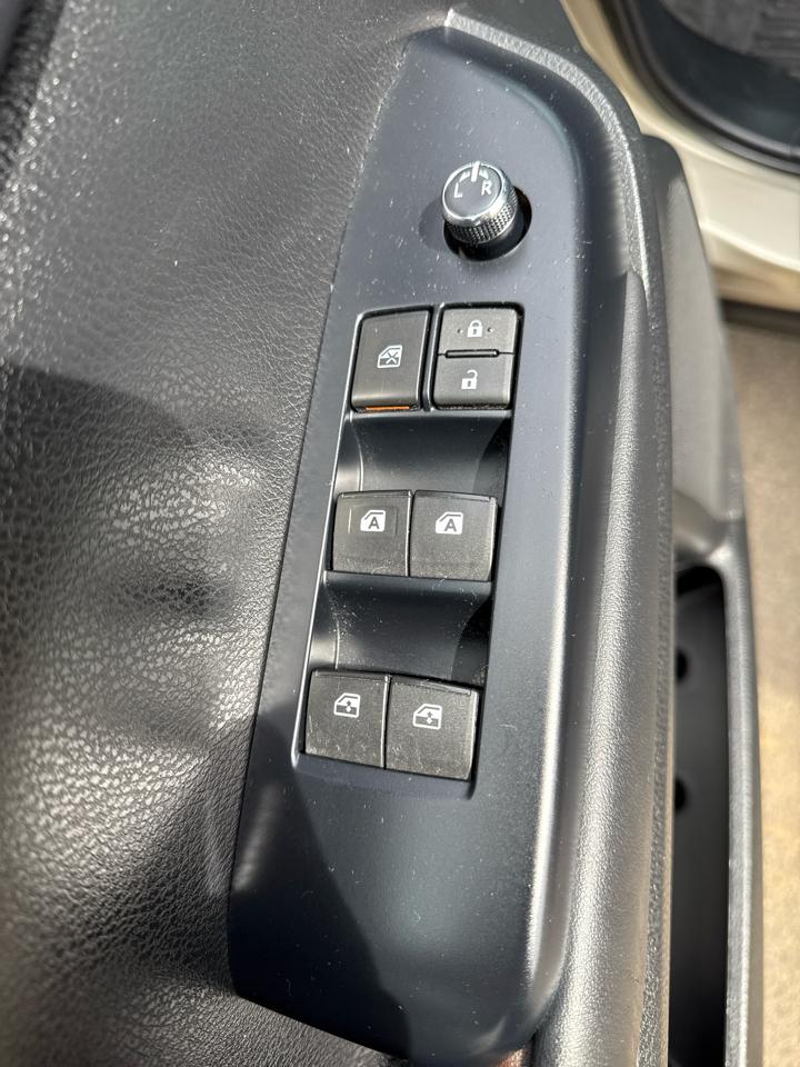 Toyota Highlander LE AWD V6 2015