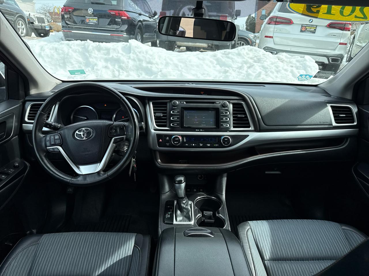 Toyota Highlander LE AWD V6 2015