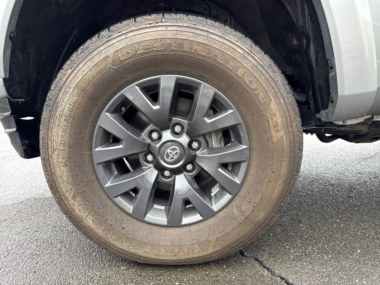 Toyota Tacoma SR5 Double Cab Long Bed V6 6AT 4WD 2023