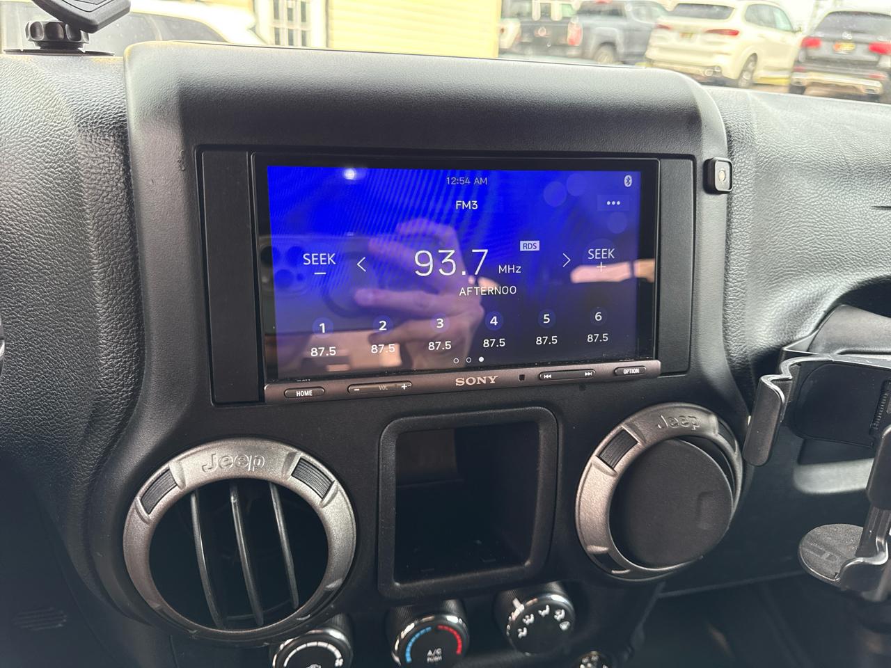 Jeep Wrangler Sport 4WD 2011