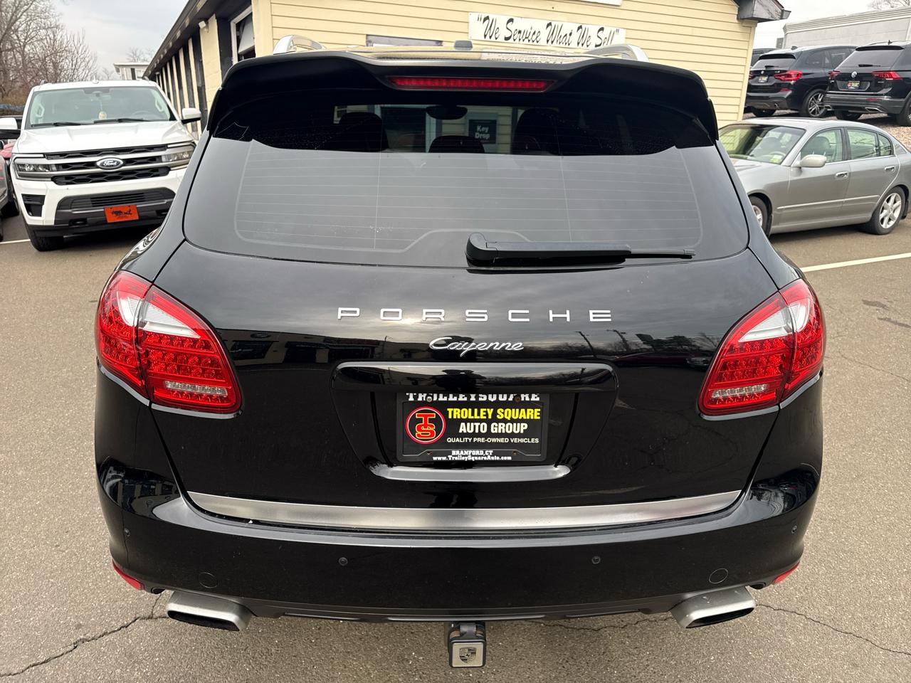 Porsche Cayenne Base 2014