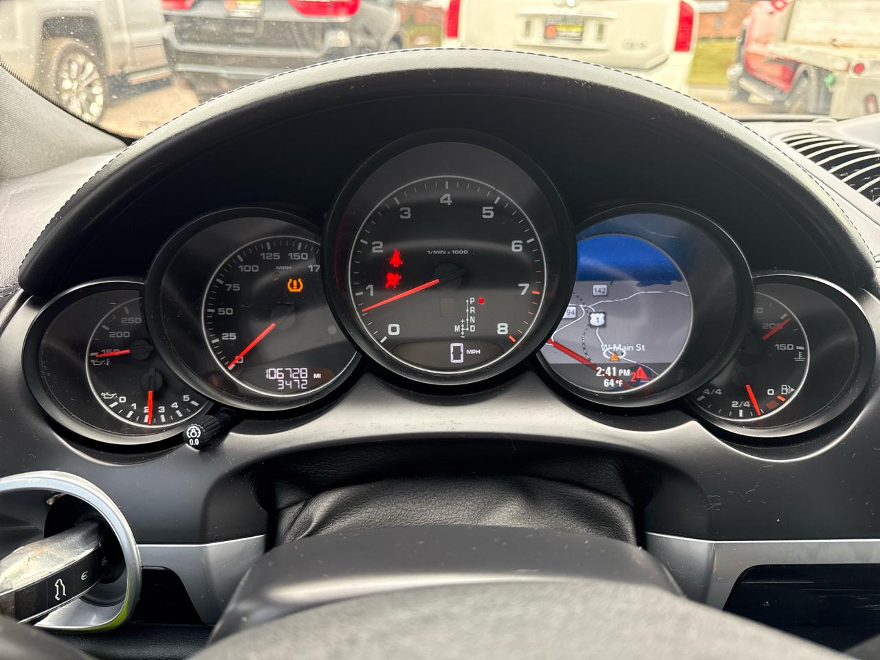 Porsche Cayenne Base 2014