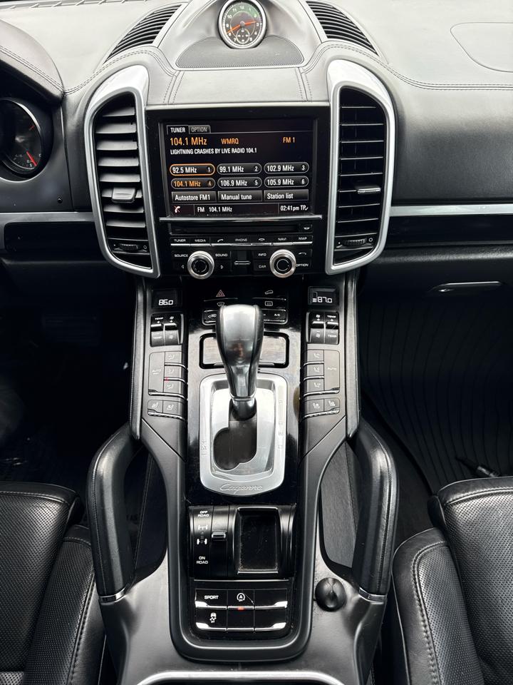 Porsche Cayenne Base 2014