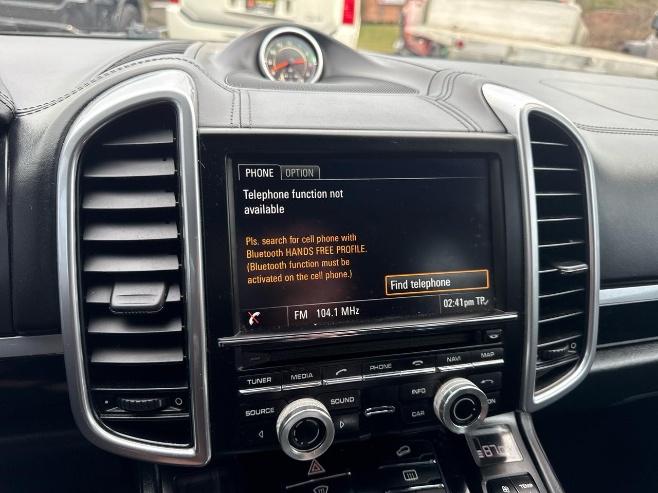 Porsche Cayenne Base 2014