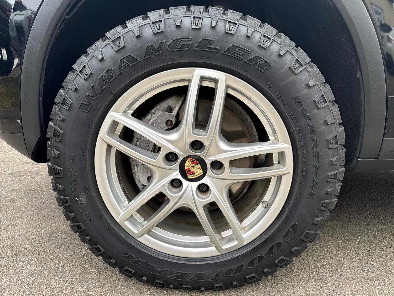 Porsche Cayenne Base 2014