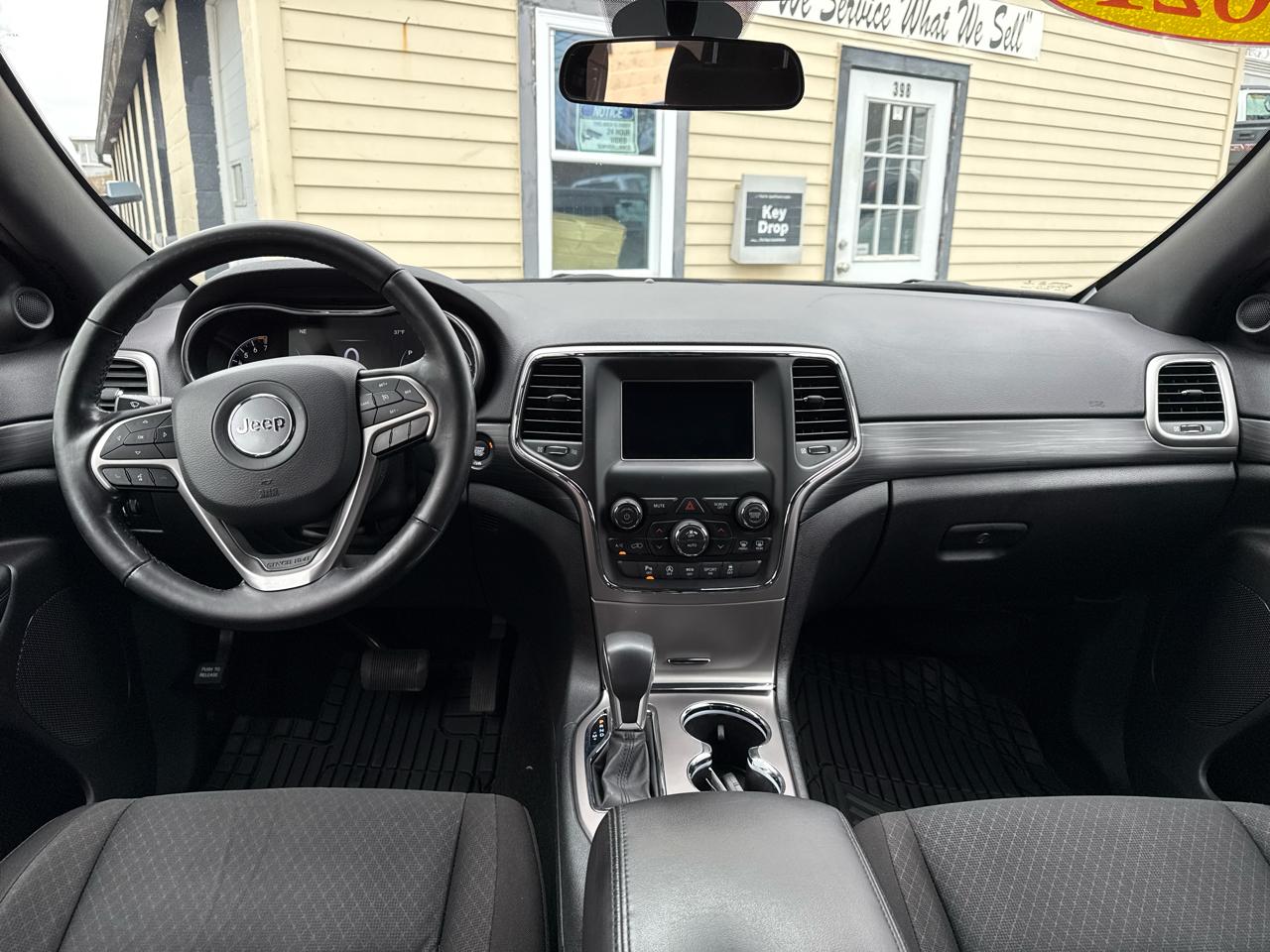 Jeep Grand Cherokee Laredo E 4WD 2021