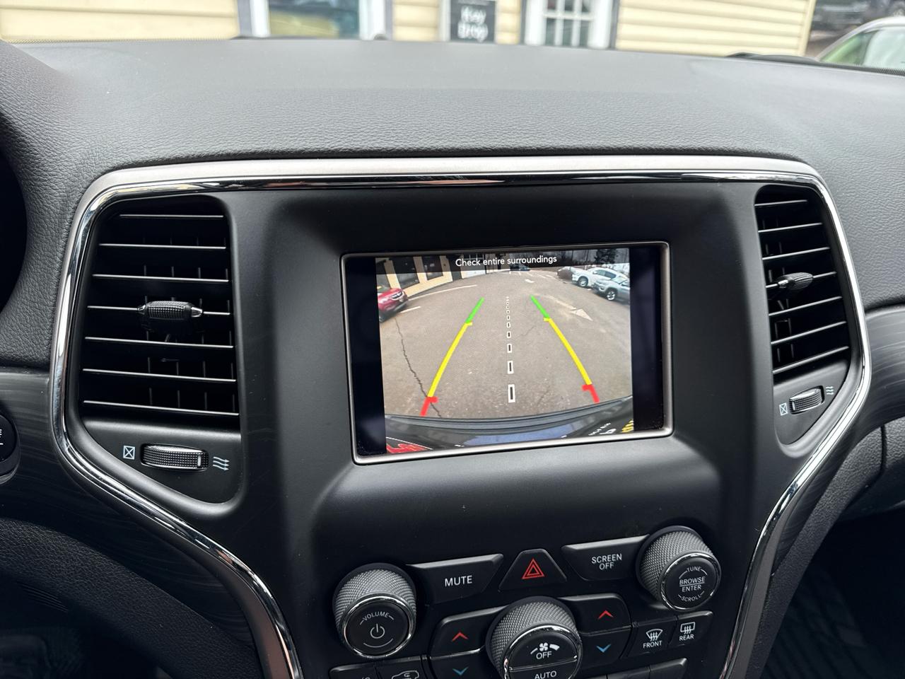 Jeep Grand Cherokee Laredo E 4WD 2021