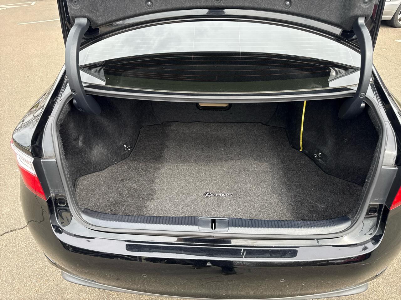 Lexus ES 350 Sedan 2013