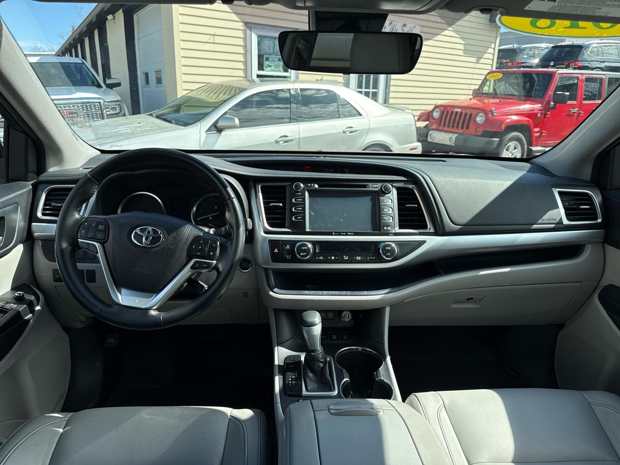 Toyota Highlander SE AWD V6 2018