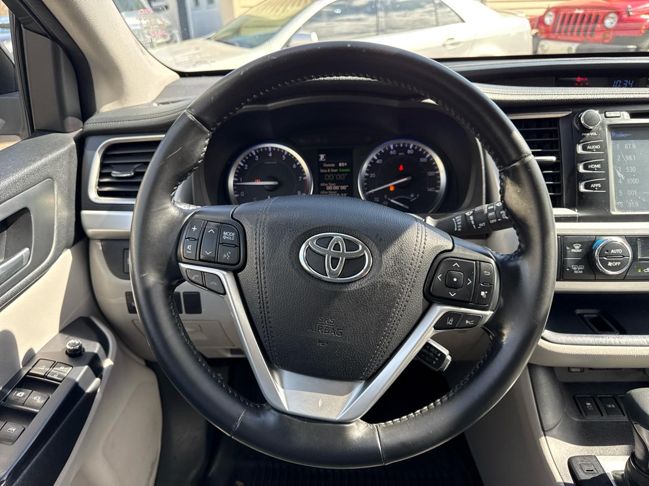Toyota Highlander SE AWD V6 2018