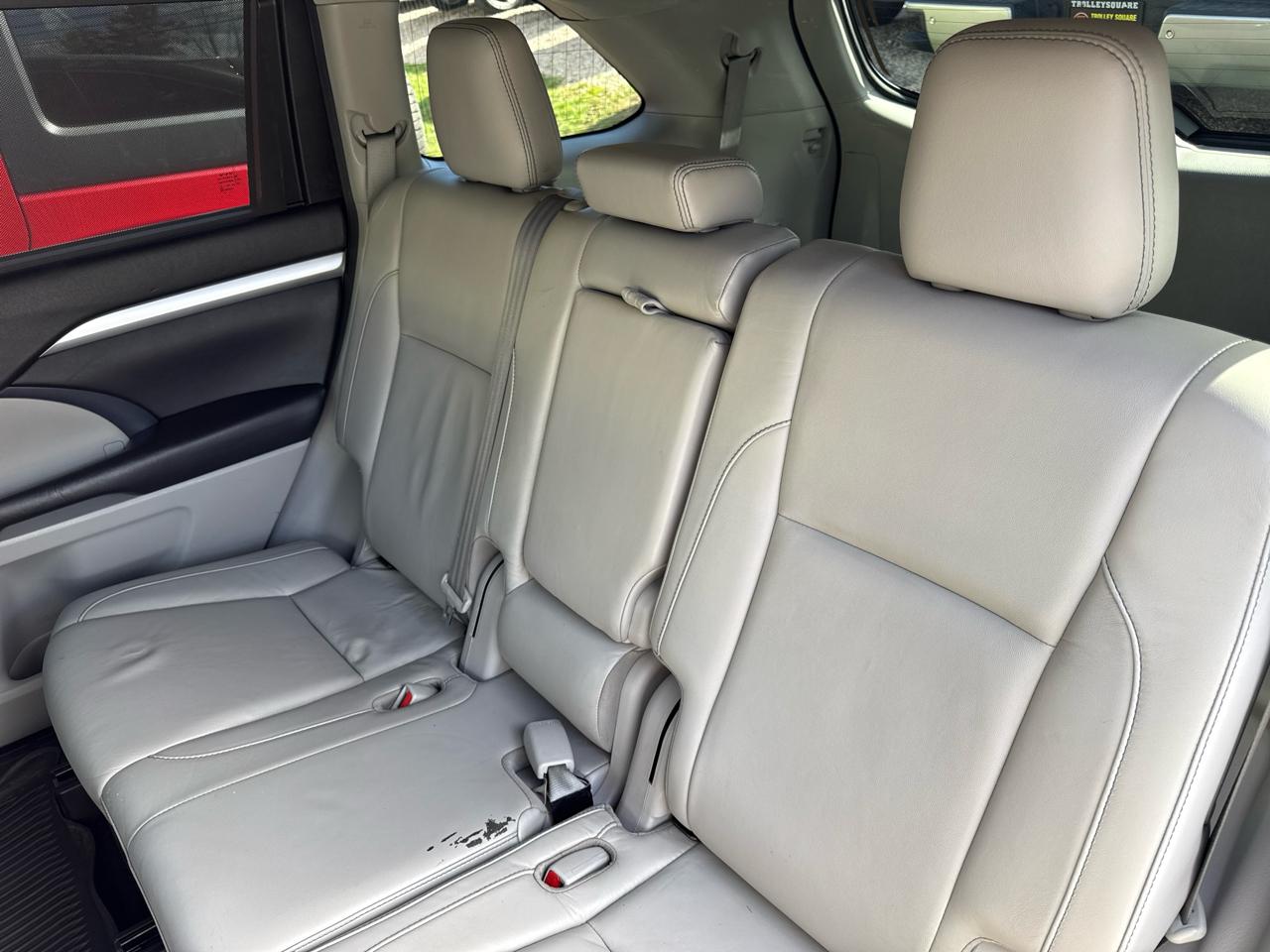 Toyota Highlander SE AWD V6 2018