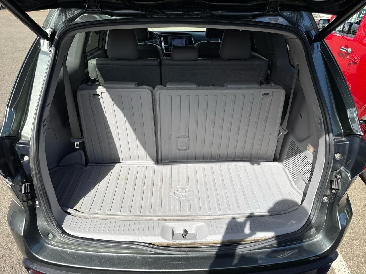 Toyota Highlander SE AWD V6 2018