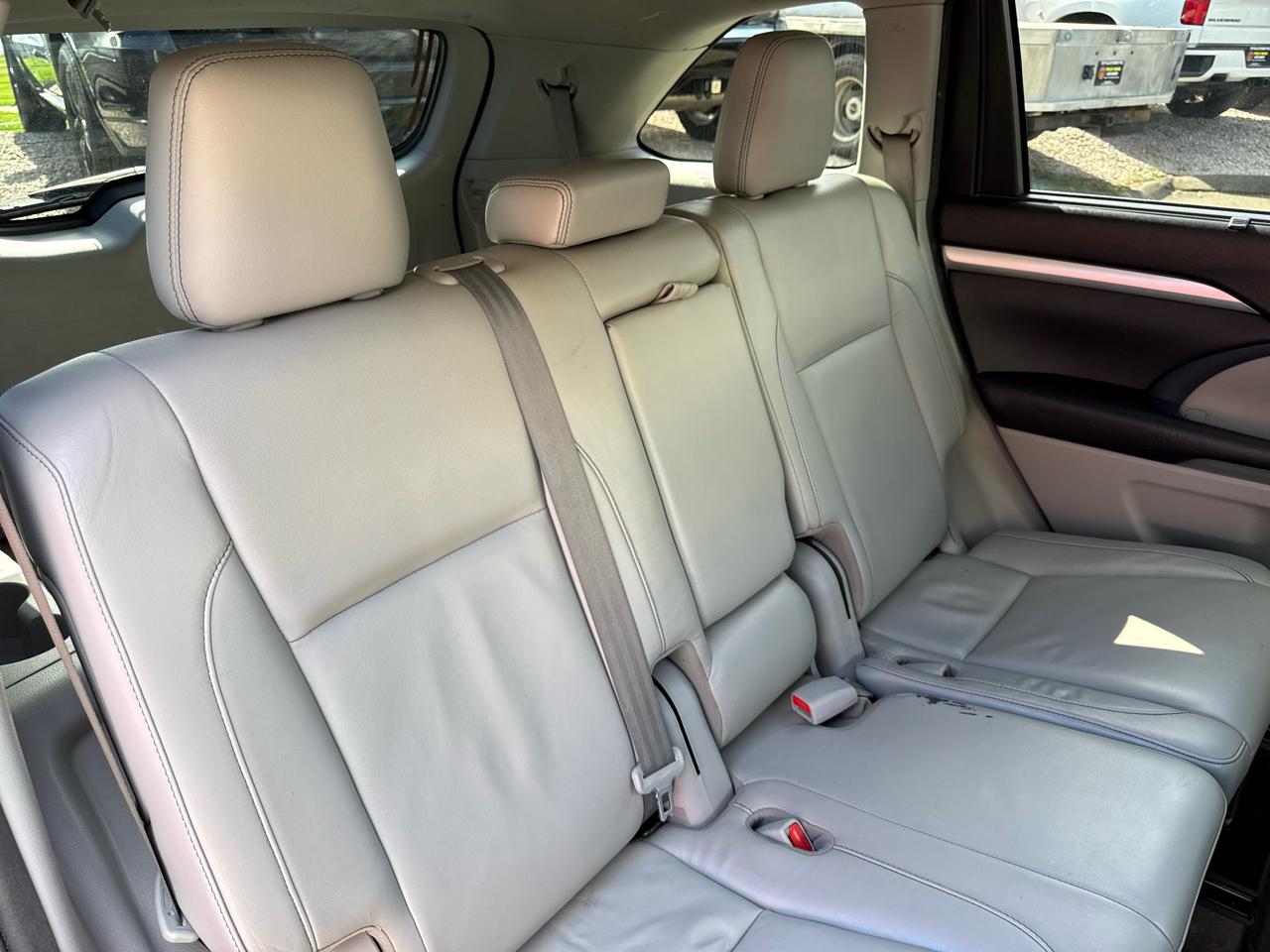 Toyota Highlander SE AWD V6 2018