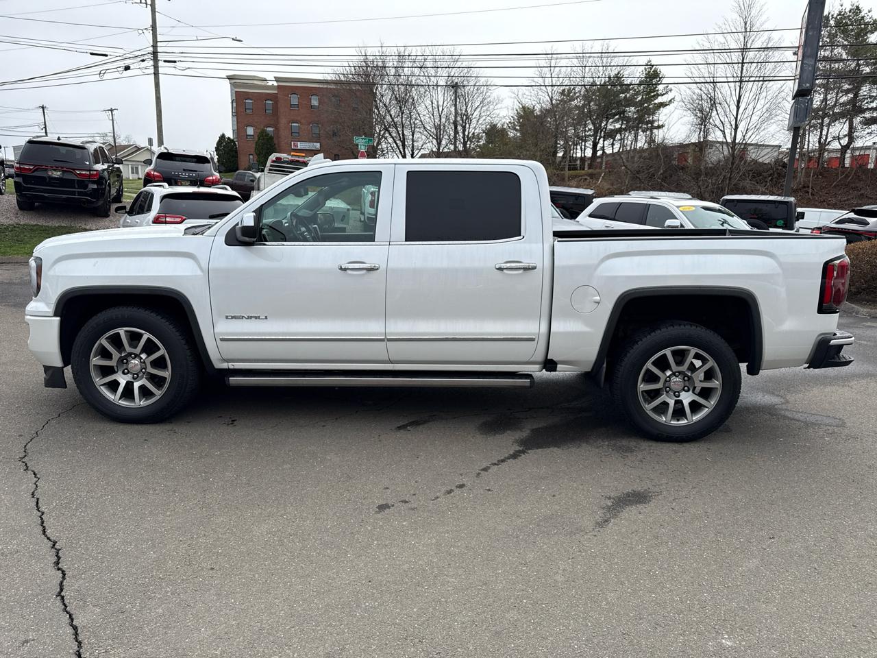 GMC Sierra 1500 Denali Crew Cab Long Box 4WD 2016