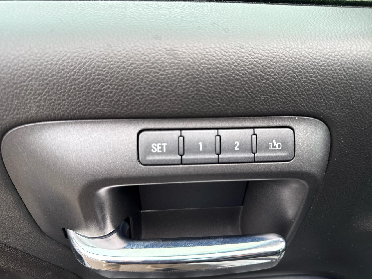 GMC Sierra 1500 Denali Crew Cab Long Box 4WD 2016