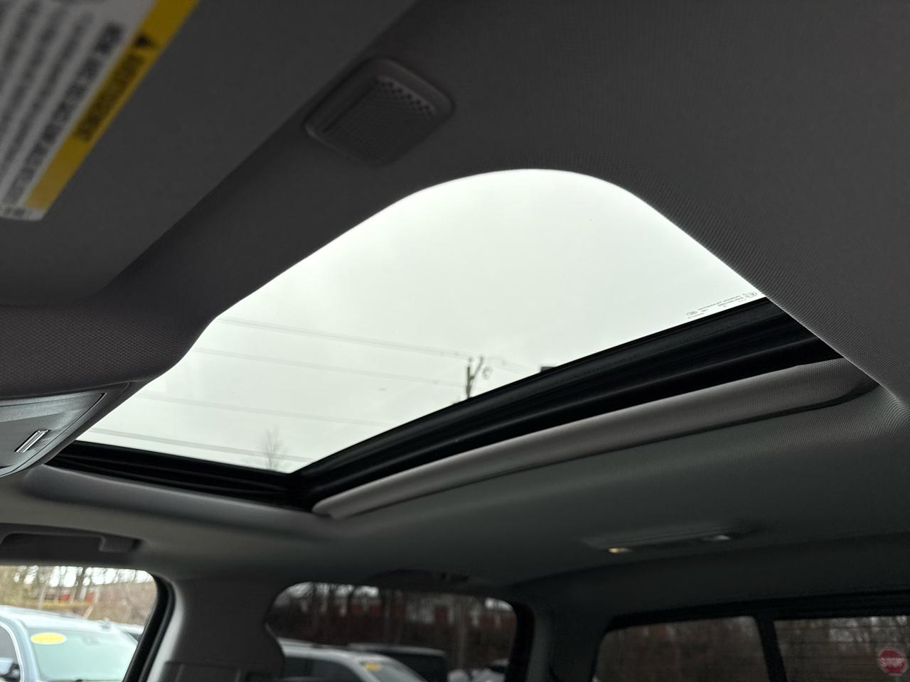 GMC Sierra 1500 Denali Crew Cab Long Box 4WD 2016