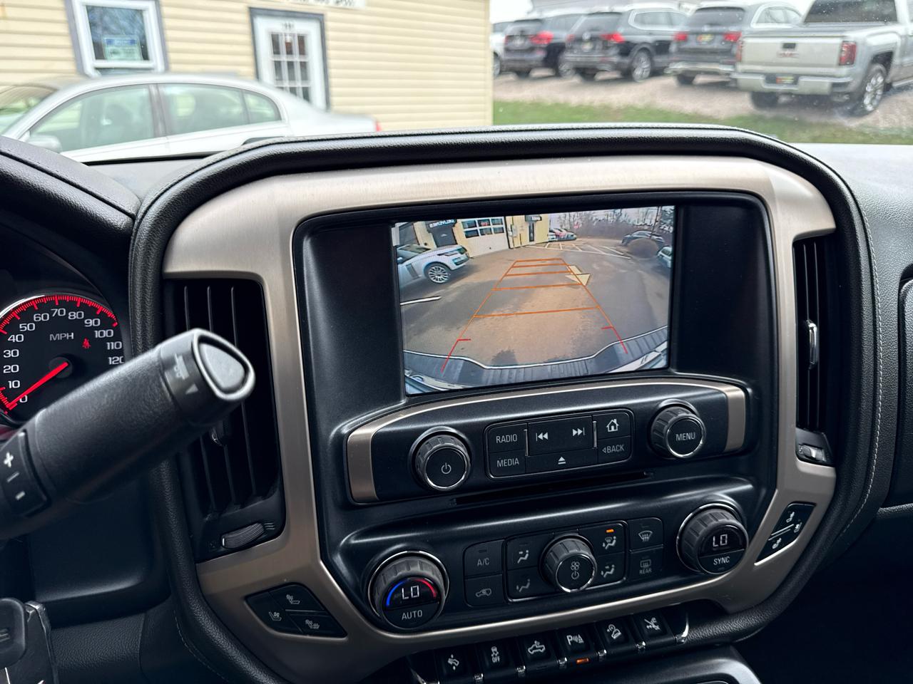 GMC Sierra 1500 Denali Crew Cab Long Box 4WD 2016