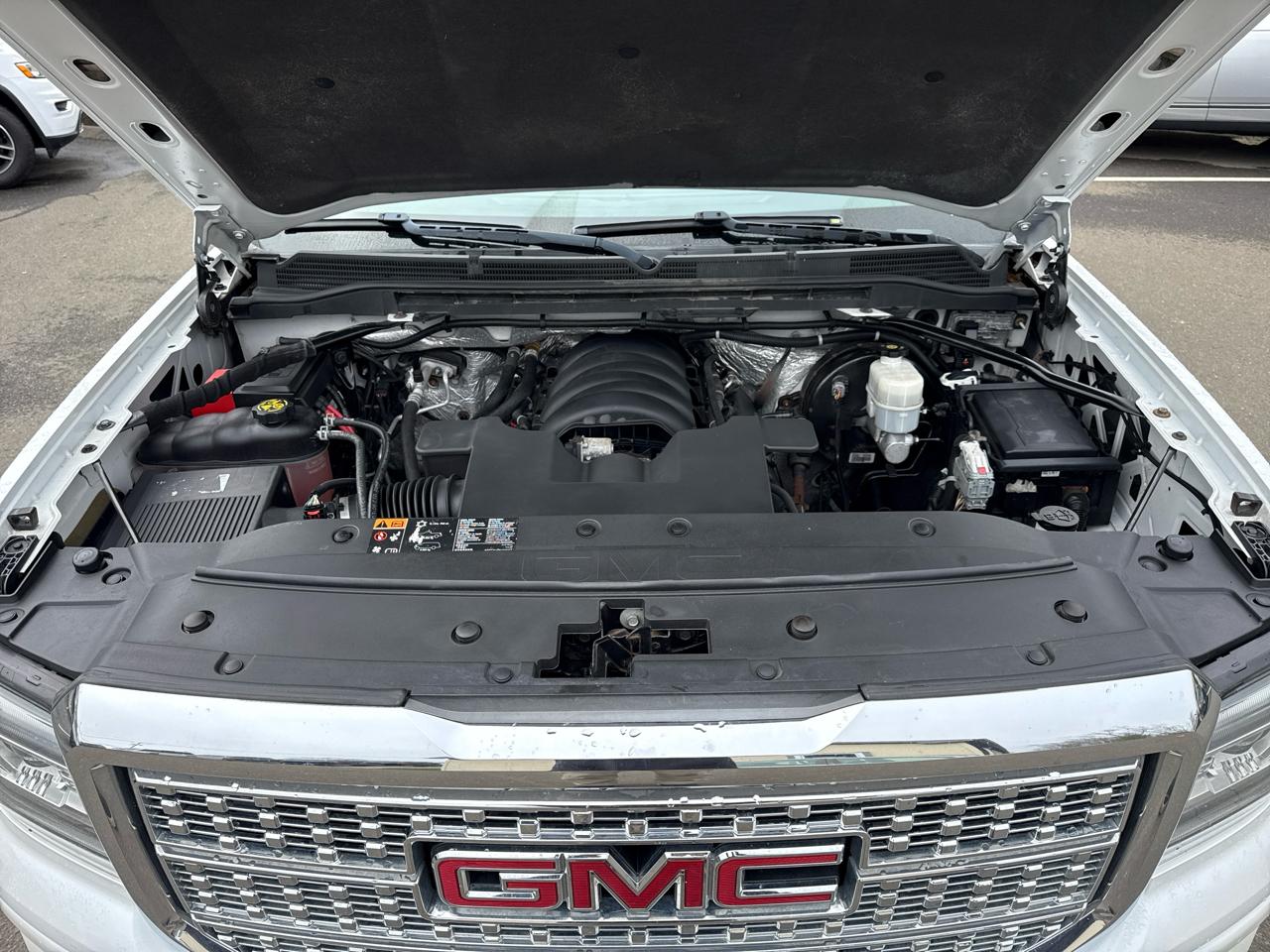GMC Sierra 1500 Denali Crew Cab Long Box 4WD 2016