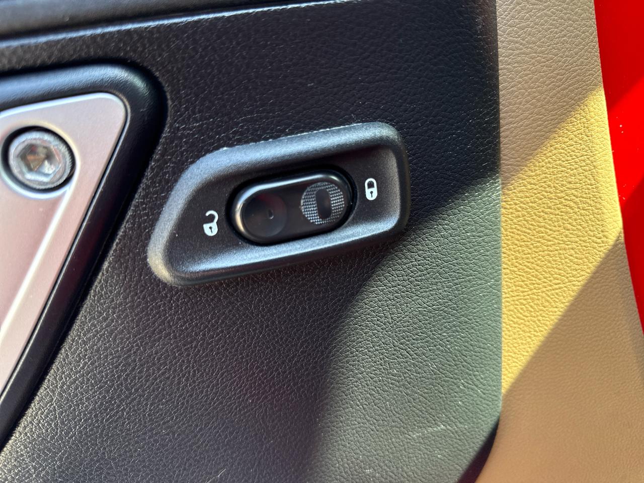 Jeep Wrangler Unlimited Sahara 4WD 2011