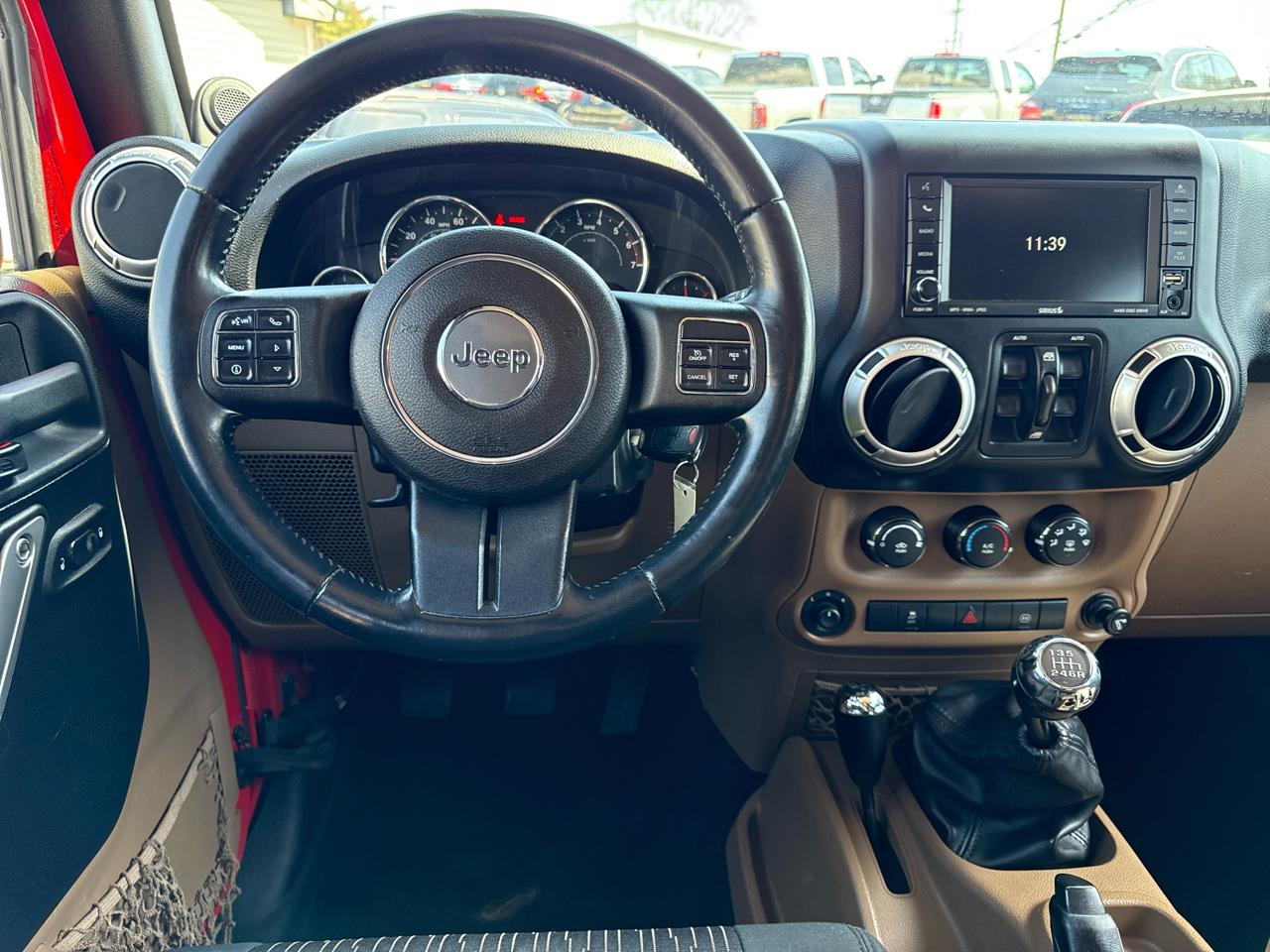 Jeep Wrangler Unlimited Sahara 4WD 2011