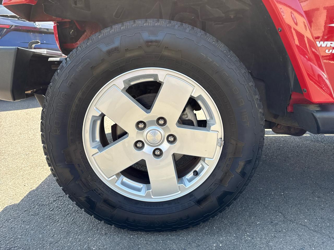 Jeep Wrangler Unlimited Sahara 4WD 2011