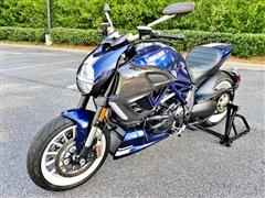 2013 Ducati Diavel  2013 Ducati Diavel