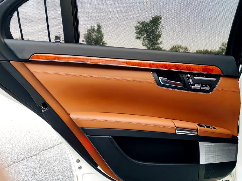 Mercedes-Benz S-Class S63 AMG 2012 Mercedes-Benz S-Class S63 AMG 2012