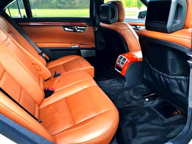 Mercedes-Benz S-Class S63 AMG 2012 Mercedes-Benz S-Class S63 AMG 2012