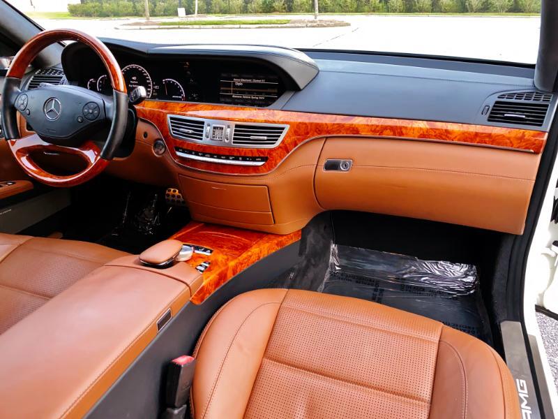 Mercedes-Benz S-Class S63 AMG 2012 Mercedes-Benz S-Class S63 AMG 2012