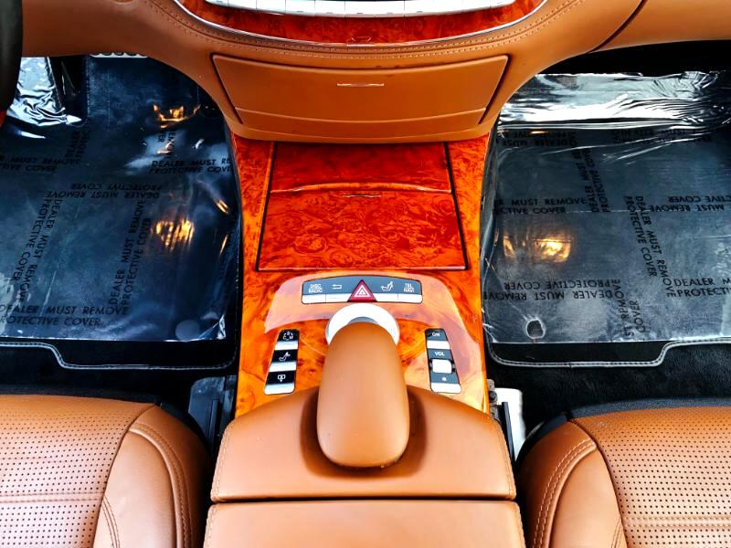 Mercedes-Benz S-Class S63 AMG 2012 Mercedes-Benz S-Class S63 AMG 2012