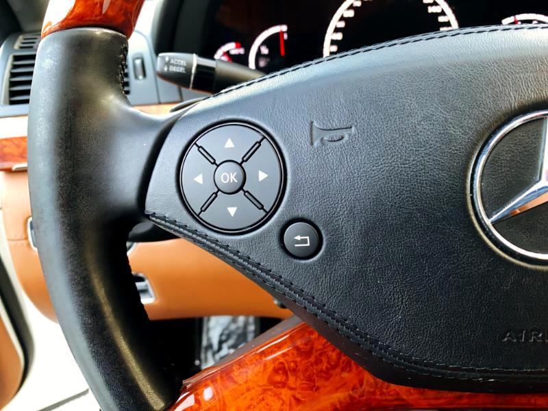 Mercedes-Benz S-Class S63 AMG 2012 Mercedes-Benz S-Class S63 AMG 2012