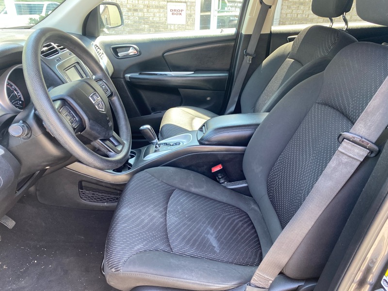 2018 Dodge Journey SXT photo 2