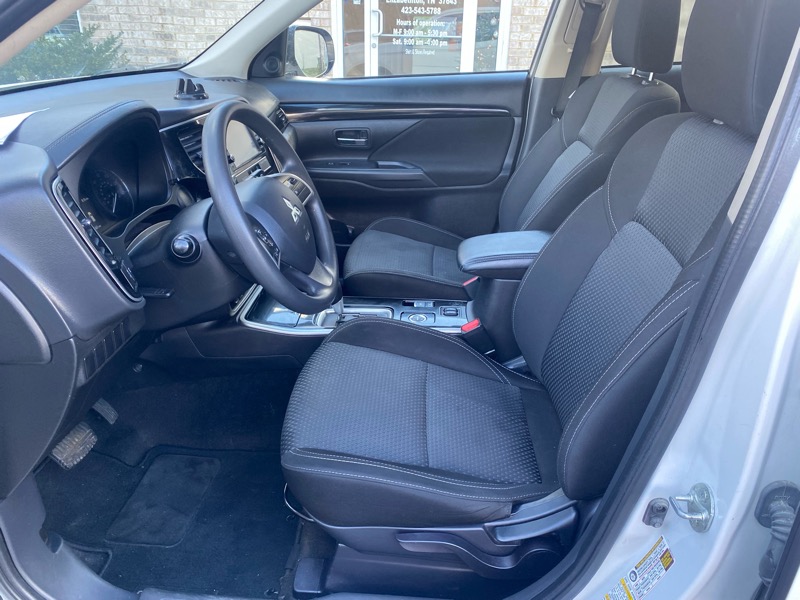 Mitsubishi Outlander SEL AWD 2019