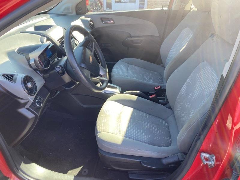 Chevrolet Sonic LS Auto Sedan 2013