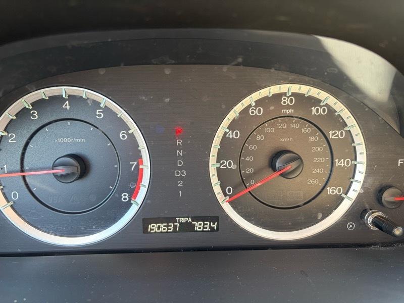 Honda Accord LX sedan AT 2010