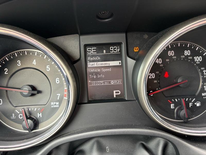 Jeep Grand Cherokee Laredo 4WD 2012