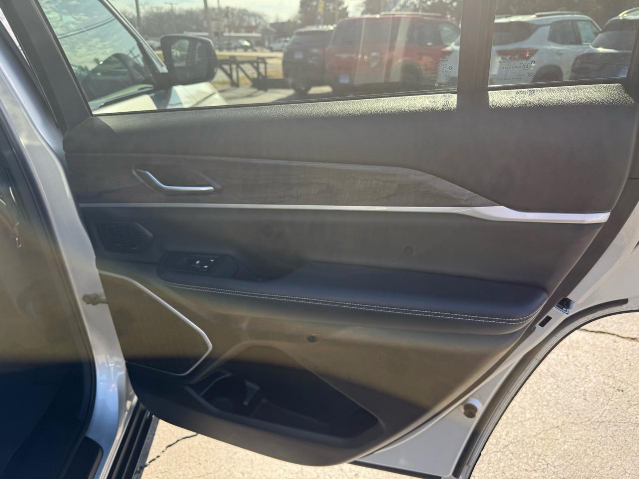 Jeep Grand Cherokee L Limited 4WD 2022