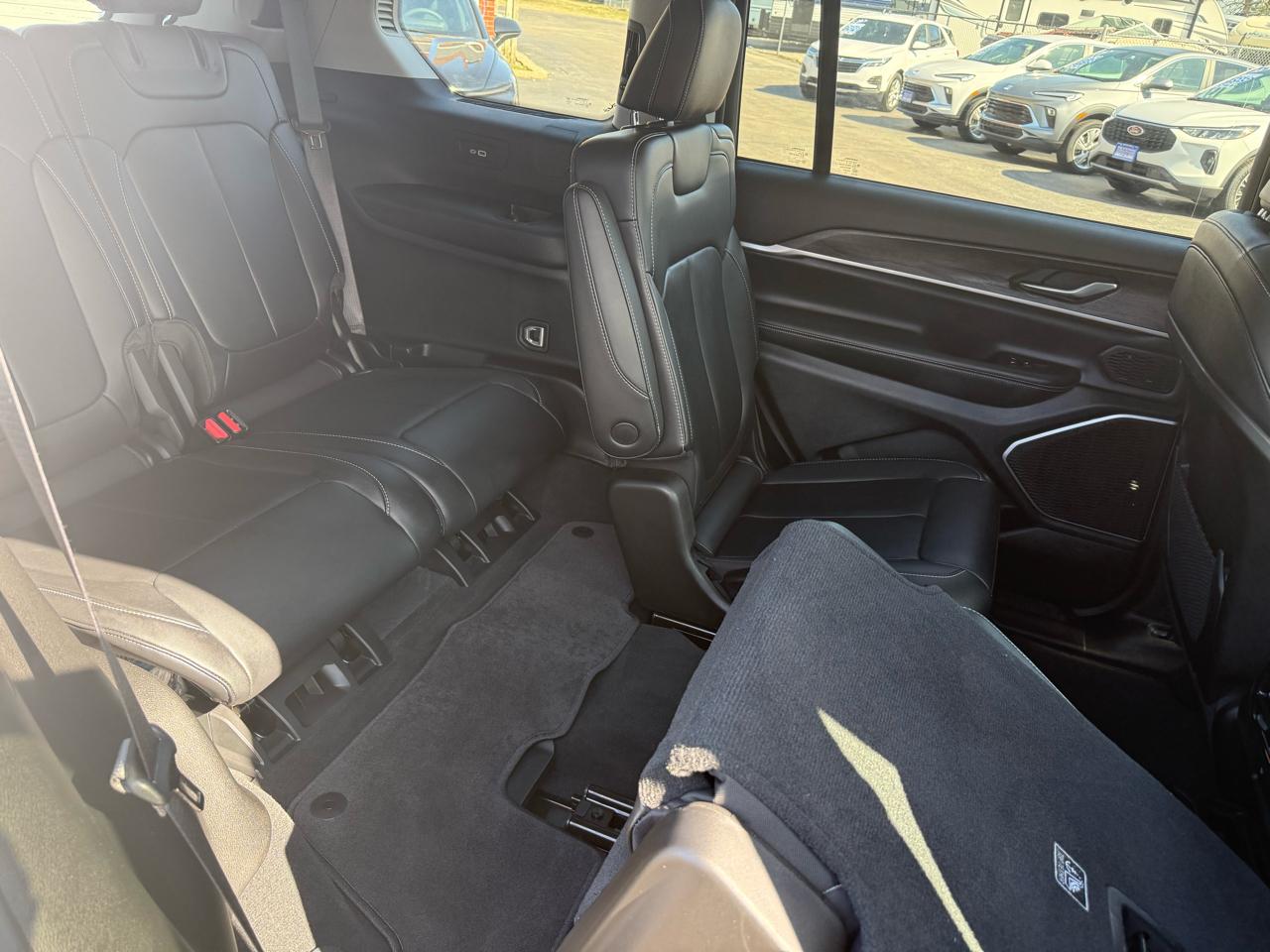 Jeep Grand Cherokee L Limited 4WD 2022