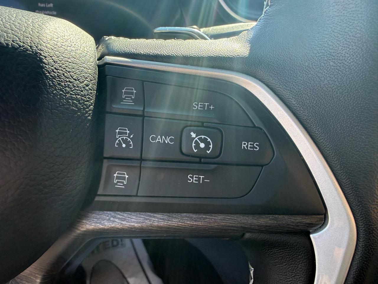 Jeep Grand Cherokee L Limited 4WD 2022