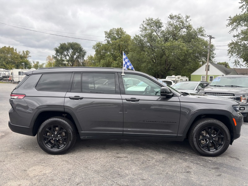 Jeep Grand Cherokee L Altitude 4D SUV 4WD 2024