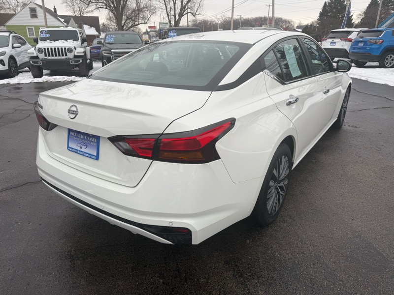 Nissan Altima 2.5 SV 2025