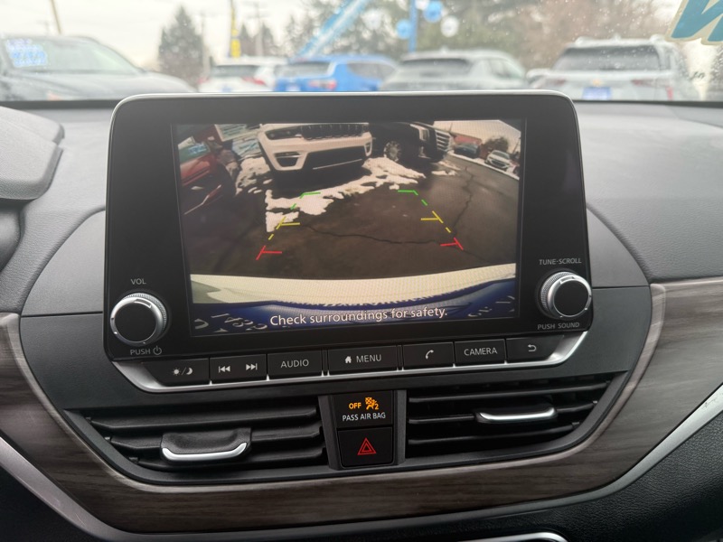 Nissan Altima 2.5 SV 2025