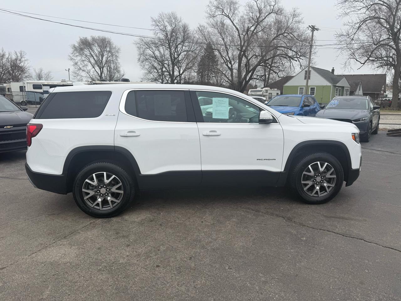 GMC Acadia SLE 2023