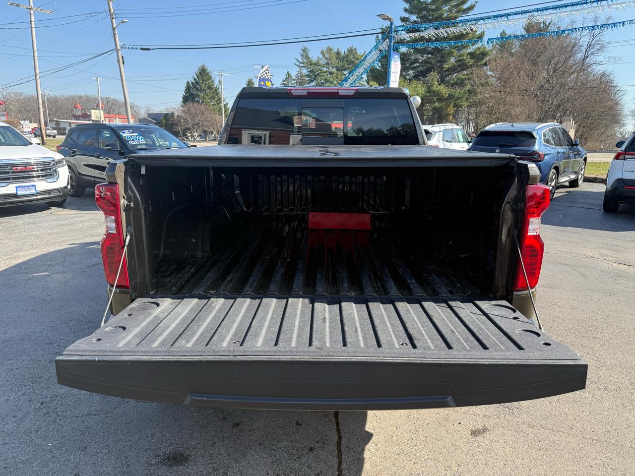 Chevrolet Silverado 1500 LT Crew Cab 4WD 2024