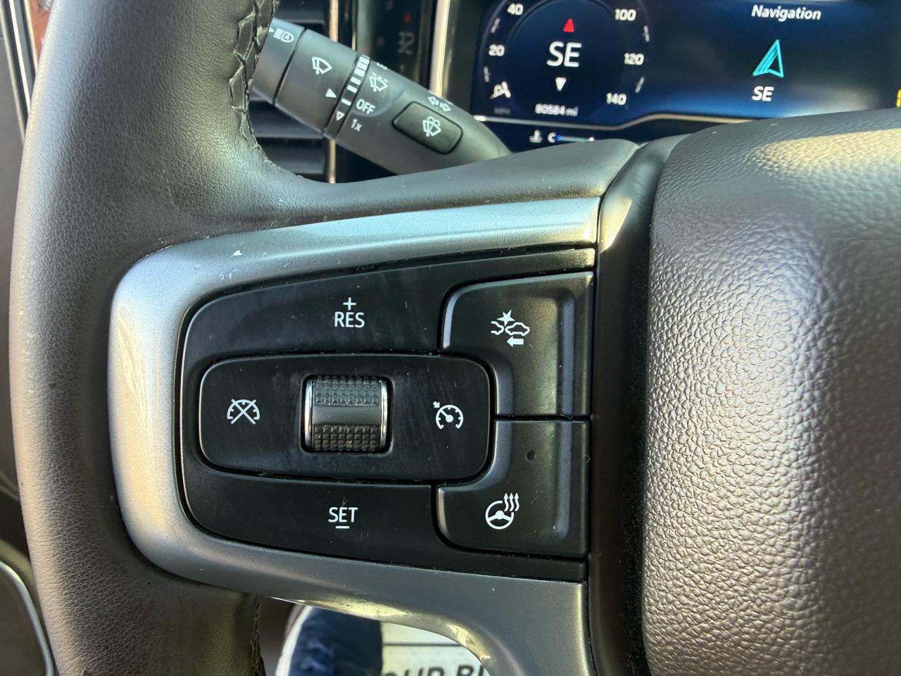 Chevrolet Silverado 1500 LT Crew Cab 4WD 2024