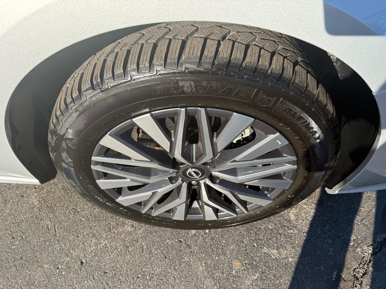 Nissan Altima 2.5 SV AWD 2023