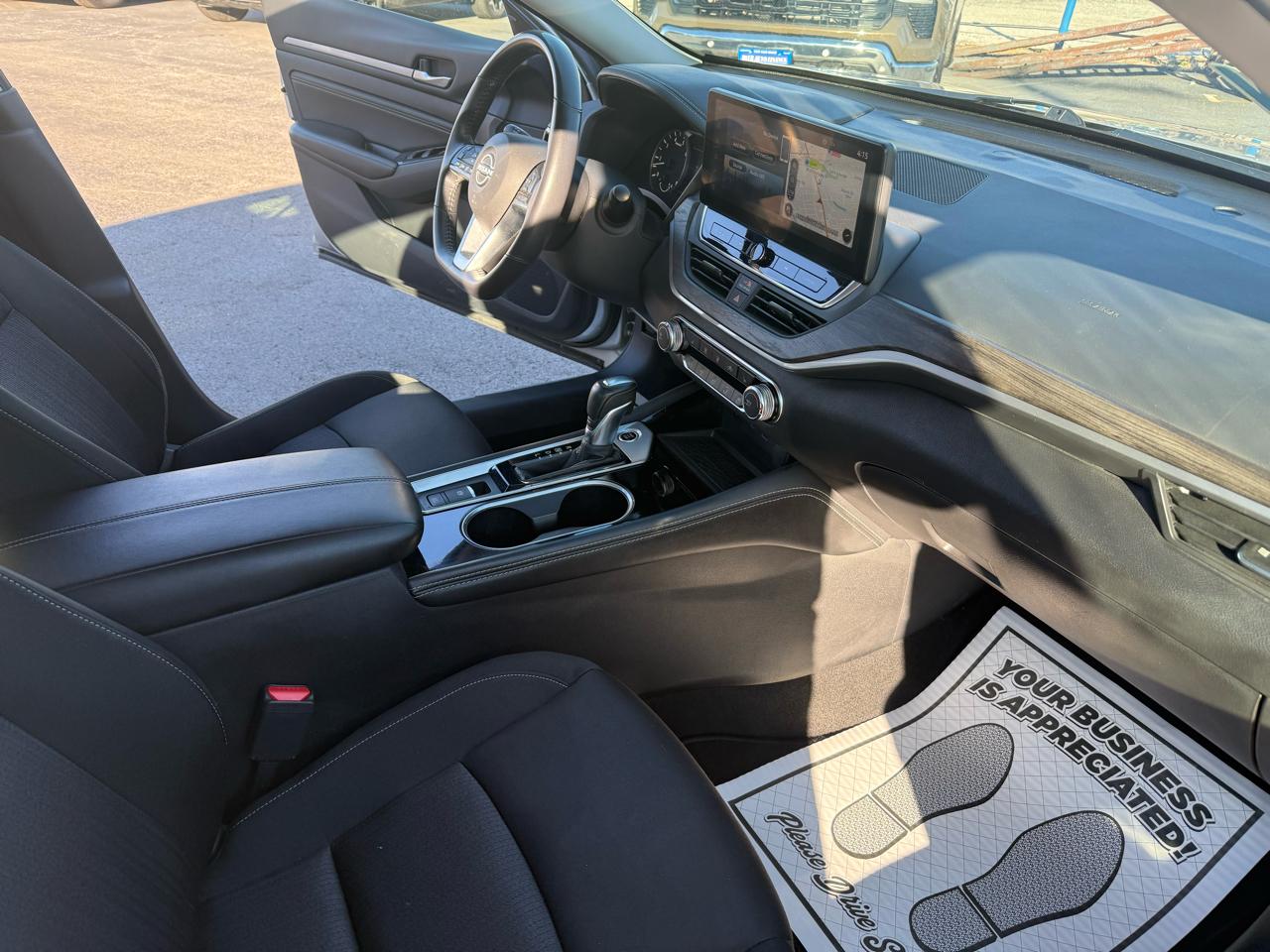 Nissan Altima 2.5 SV AWD 2023