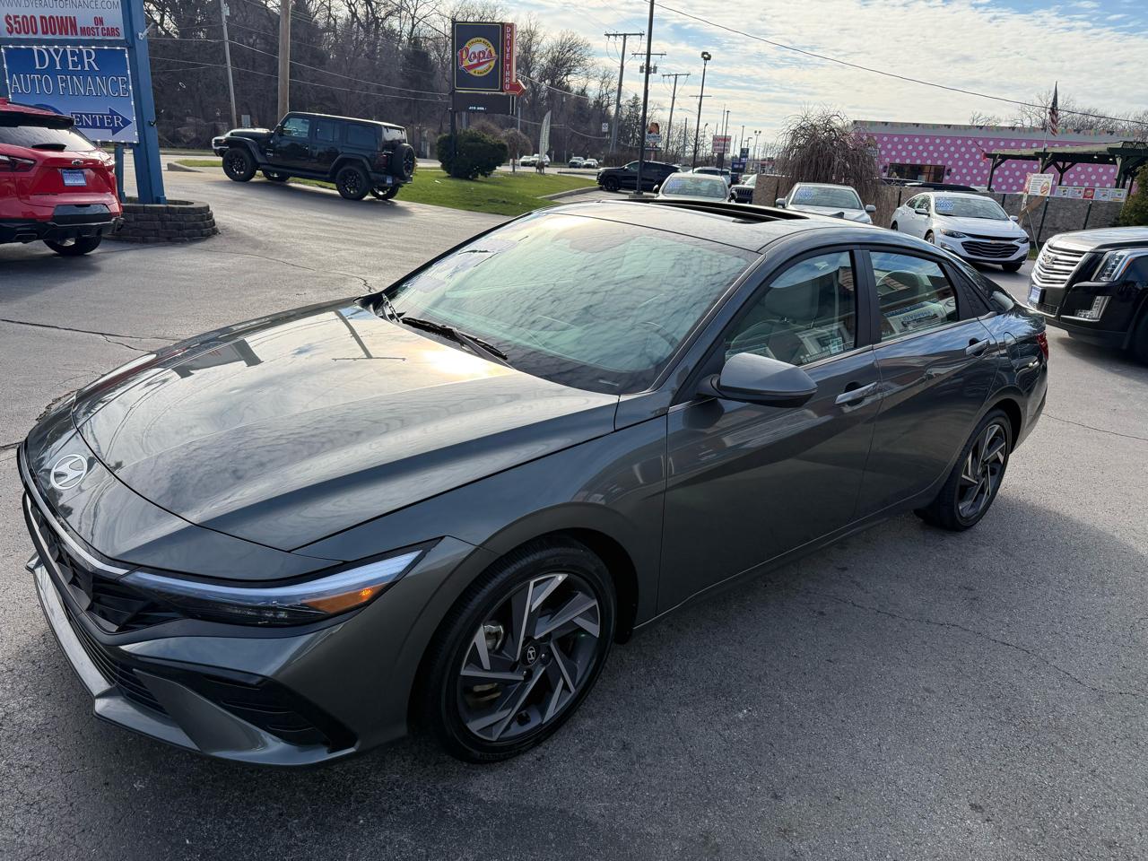 Hyundai Elantra Limited 2025