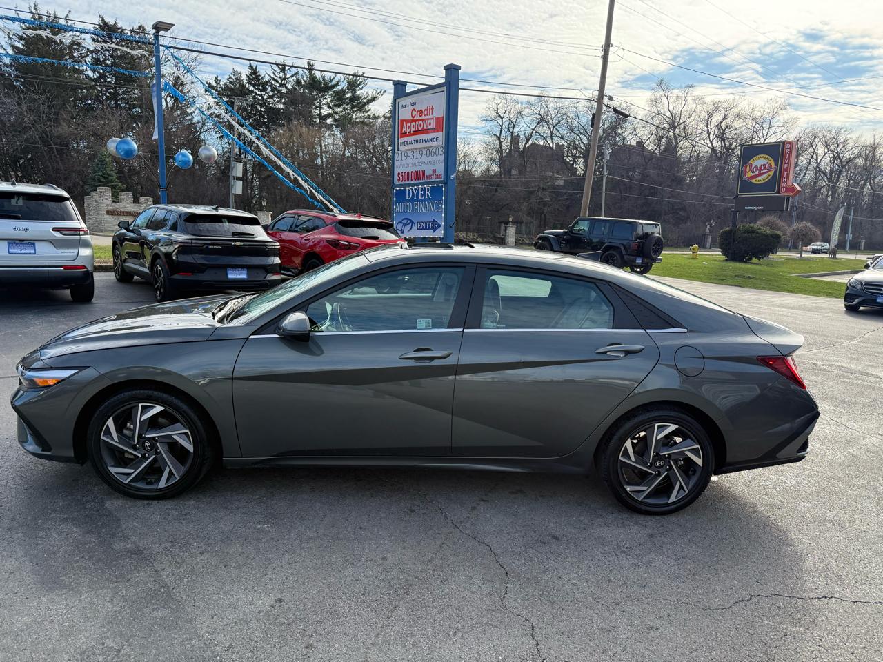 Hyundai Elantra Limited 2025